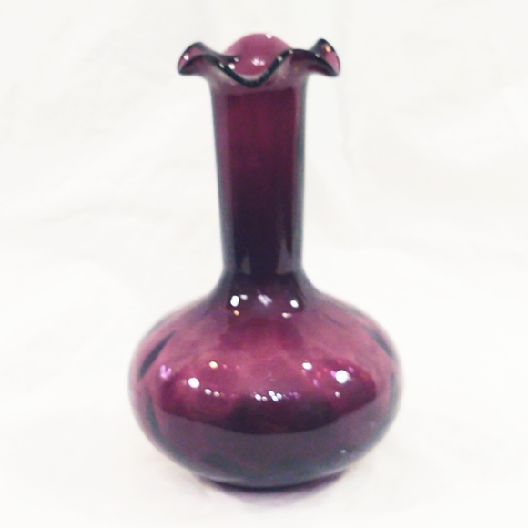 3 Vintage Amethyst Purple Glass Vases - Picture 3 of 12